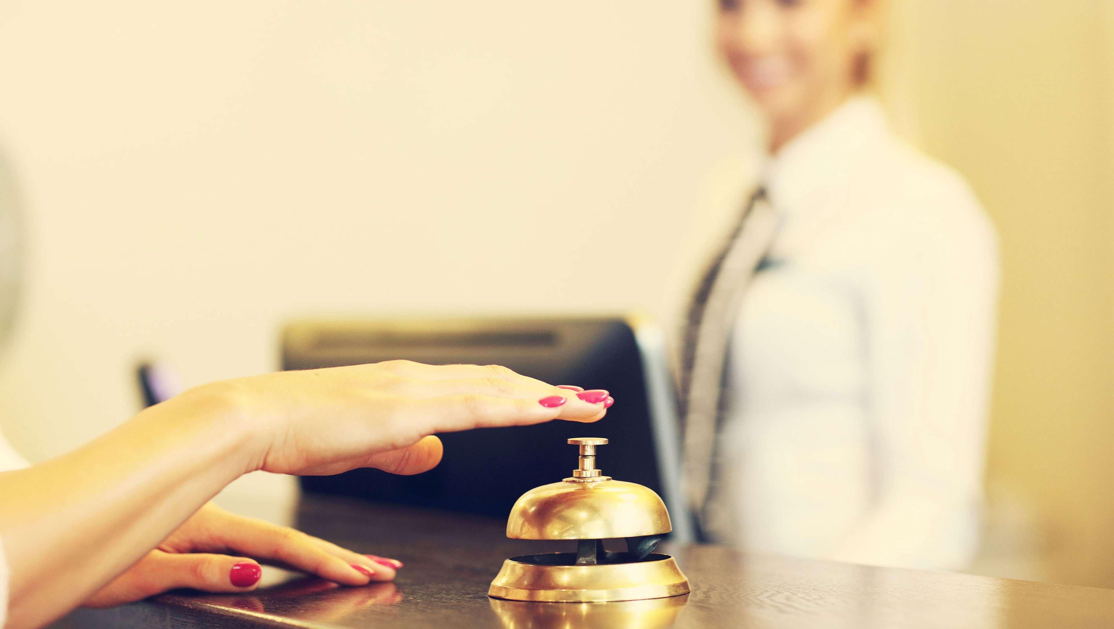 Magnuson Grand Pioneer Inn And Suites Escanaba Εξωτερικό φωτογραφία