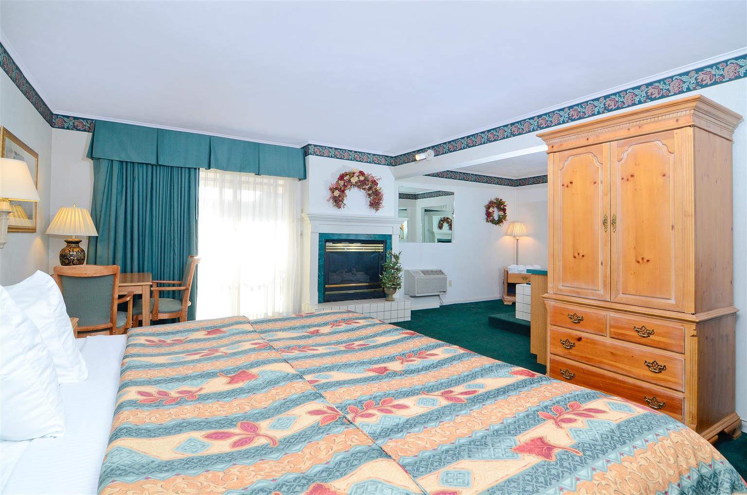 Magnuson Grand Pioneer Inn And Suites Escanaba Δωμάτιο φωτογραφία