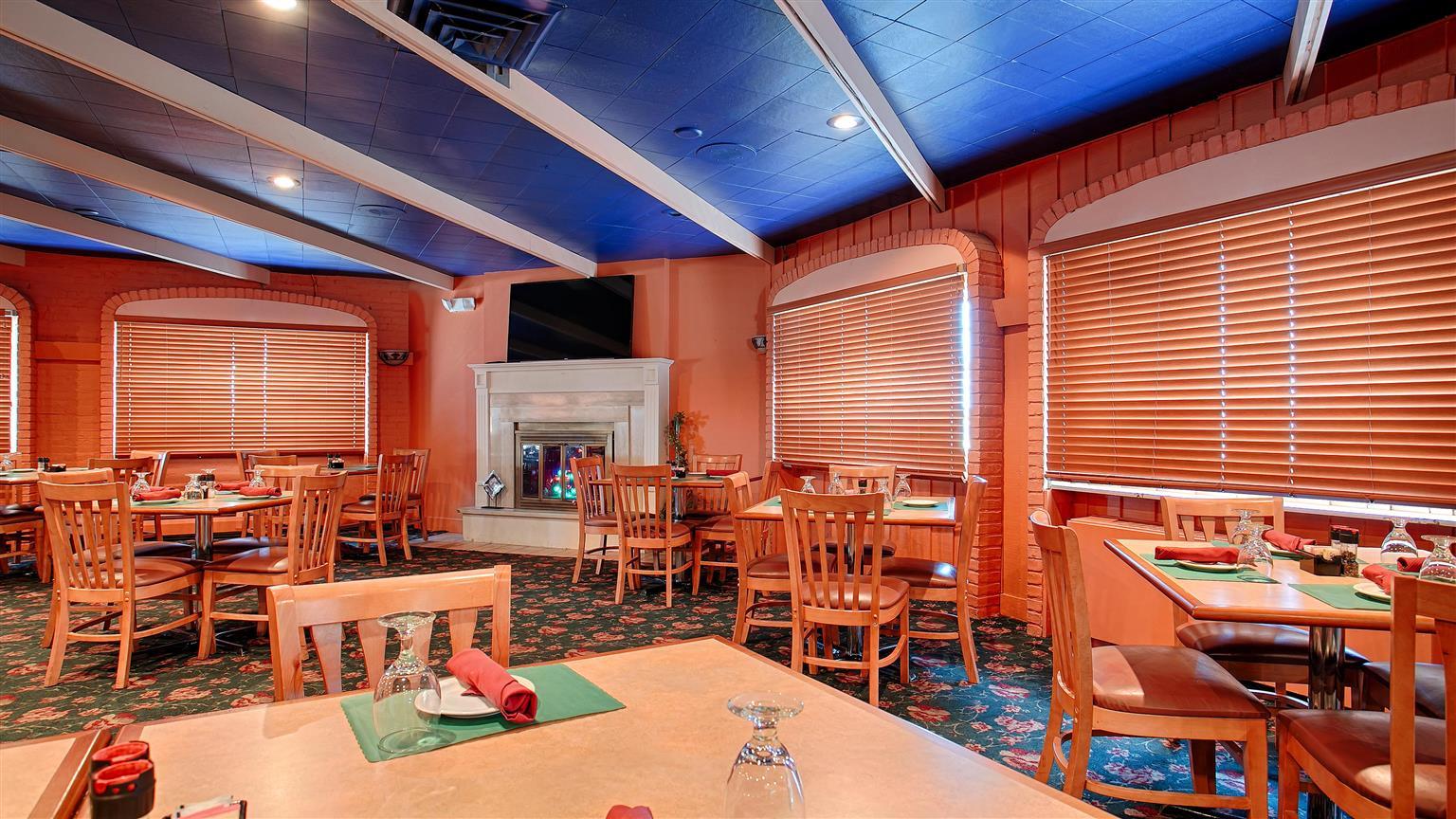 Magnuson Grand Pioneer Inn And Suites Escanaba Εξωτερικό φωτογραφία